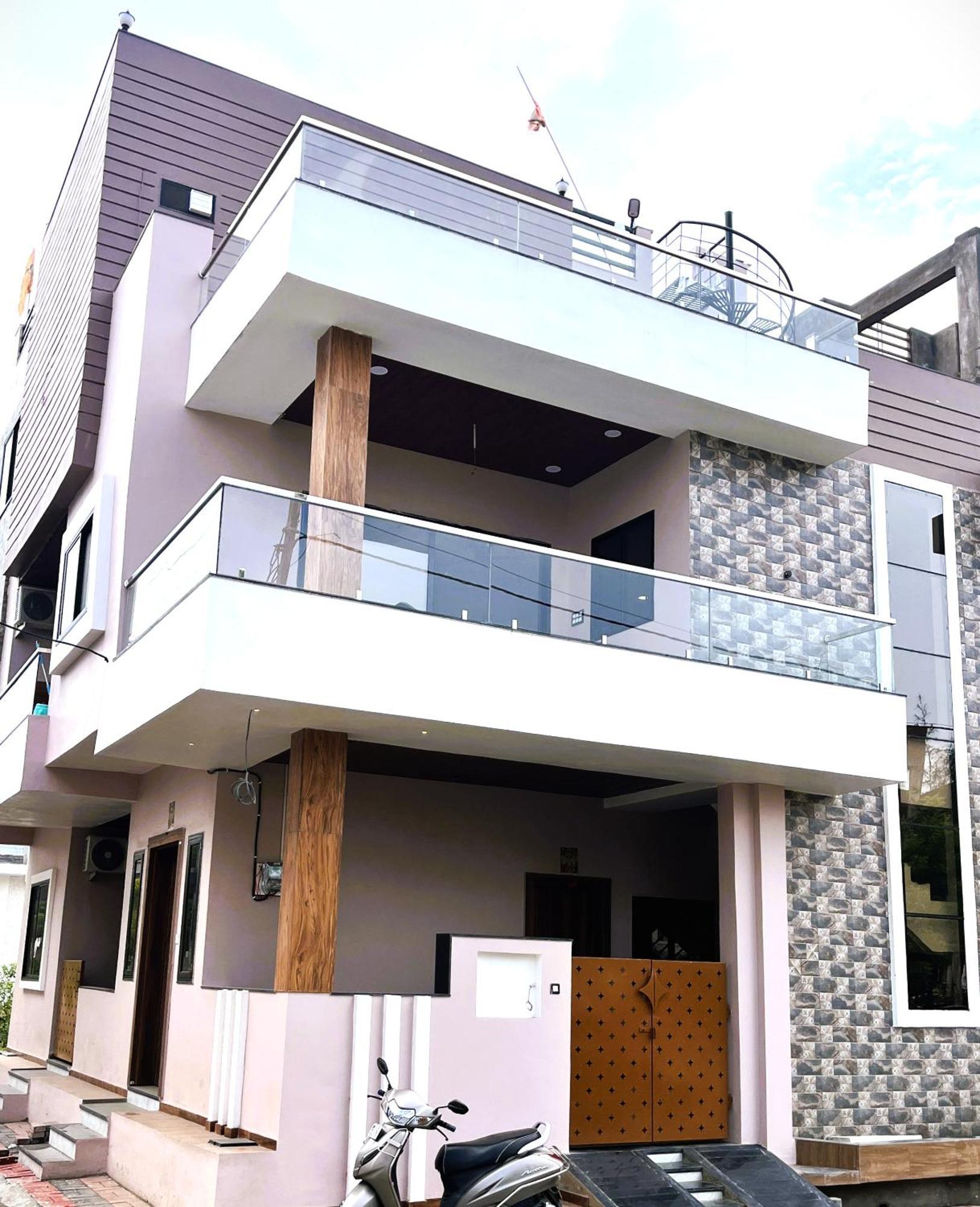 Shree Stay Inn Luxe' Holiday Home Ujjain Eksteriør billede